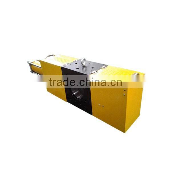 Fully integrated continuous screen changer extruder filter