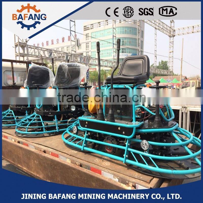 Driving type wet concrete trowelling machine