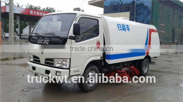 Factory sale China dongfeng euro4 95hp mini street sweeper
