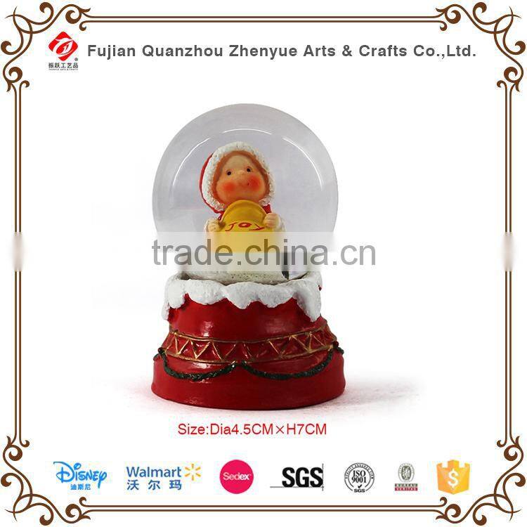 2015 cheapest polyresin christmas item snow globes
