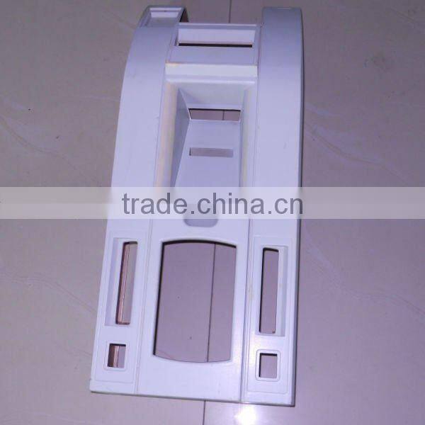 Vacuum forming remote control bait boat