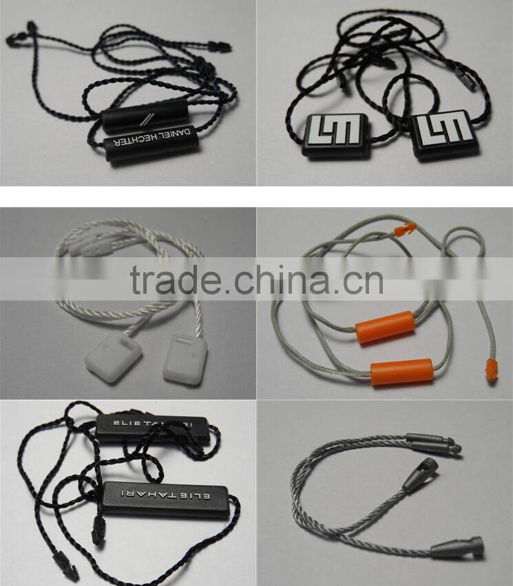 2016 custom high quality hang tags with spot UV logo