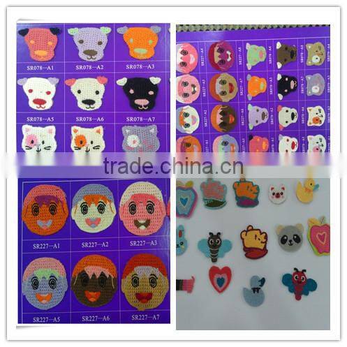 Best sell customized machine embroidered patches for garments clothing