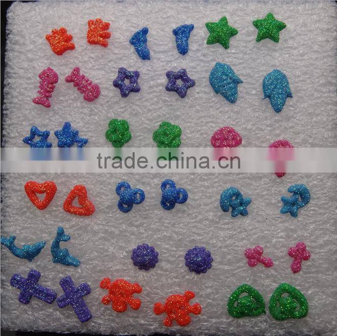 Mini plastic allergy stud earrings The cross corn palm hearts
