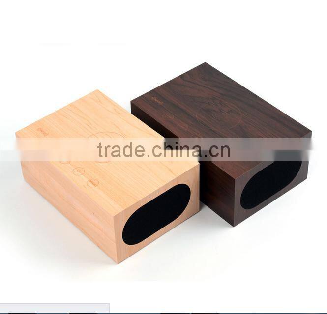 Hot selling wooden bluetooth speaker with digital led Desk clocks with alarm