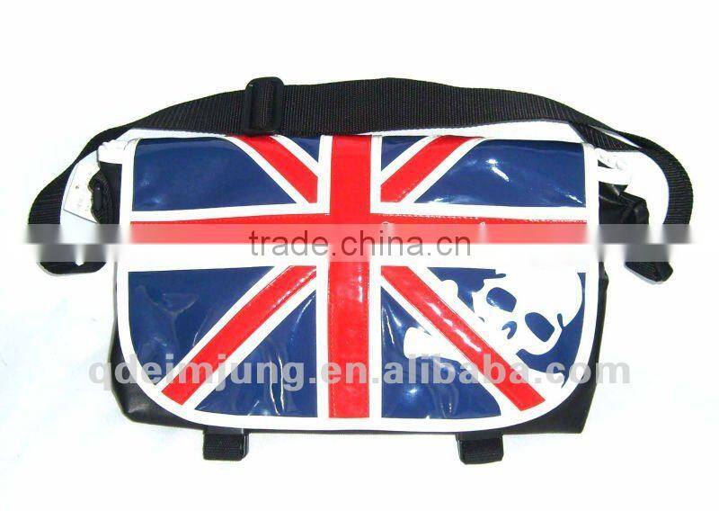 lastest style pu flag pattern messenger bag