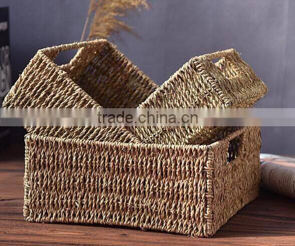 BOSHANG Seagrass Fruit Basket With Holder