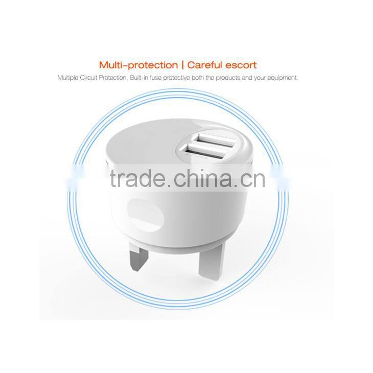 Wholesale Universal Portable 5V 2.1A 2 USB Ports UK Type Mobile Phone Charger