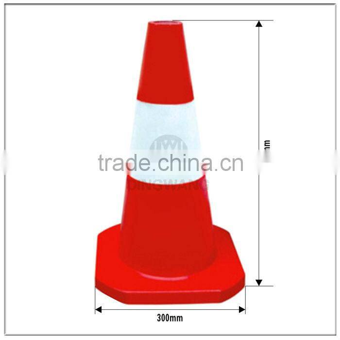 Rubber stike-resistant traffic road cone