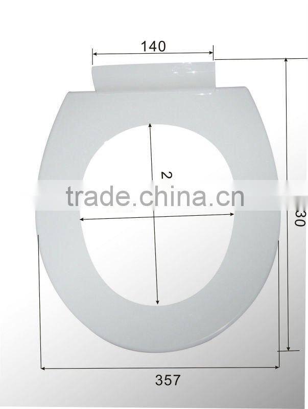 17'' plastic slow close toilet seat