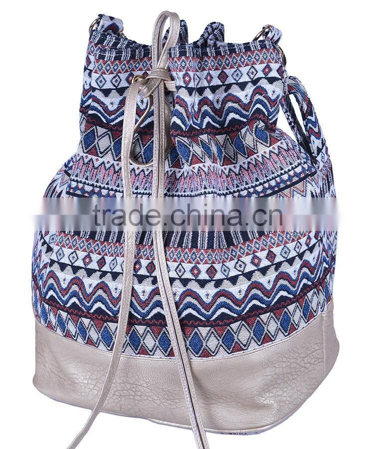 2016 new design large size fancy floral canvas lady sling bag