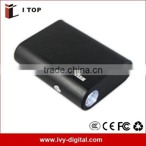 2015 new design 5200mah portable mobile power bank MP003