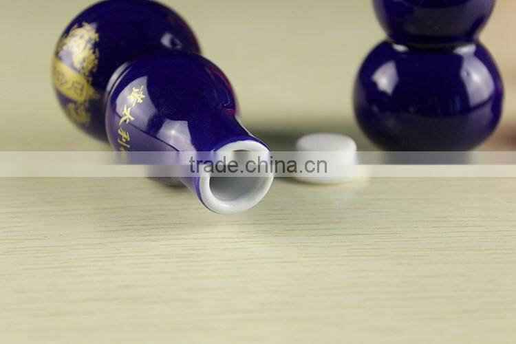 Traditional Chinese style calabash shape ceramic spice bottle