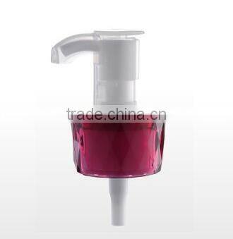 New design 24mm lotion pump with long nozzle