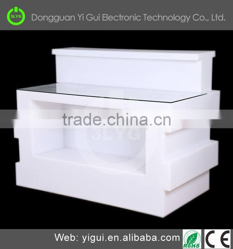 2017 hot sale PE plastic led illuminated furniture table