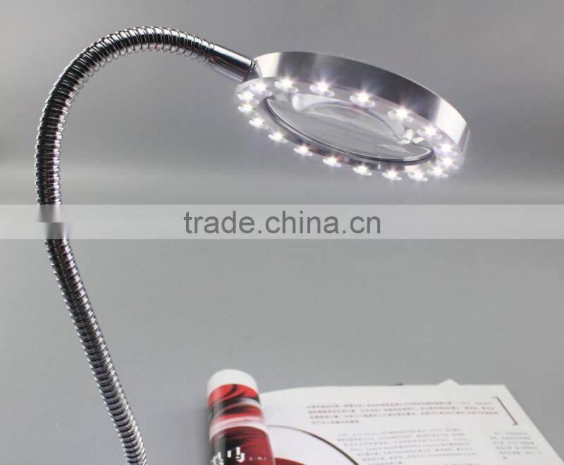 2016 latest popular fashionable gooseneck clip reading magnifier glass desk led lamp