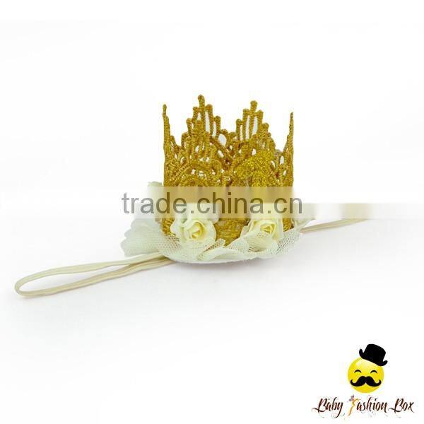 FDK270 Lovebaby Yiwu Beautiful Gold Imperial Crown With Samll White Flowers Plastic Baby Girls Accessory
