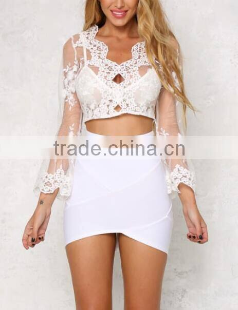 Runwaylover 115 Europe Style 2017 Women Sexy Deep V-Neck Lace Embroidery Crop Tops