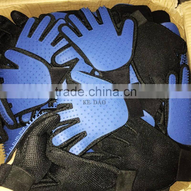 2017 FASHION Cleaning Bath Gloves,Silicone Pet Grooming Glove Brush