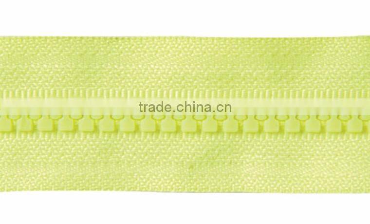 No.8 Resin Zipper Long Chain