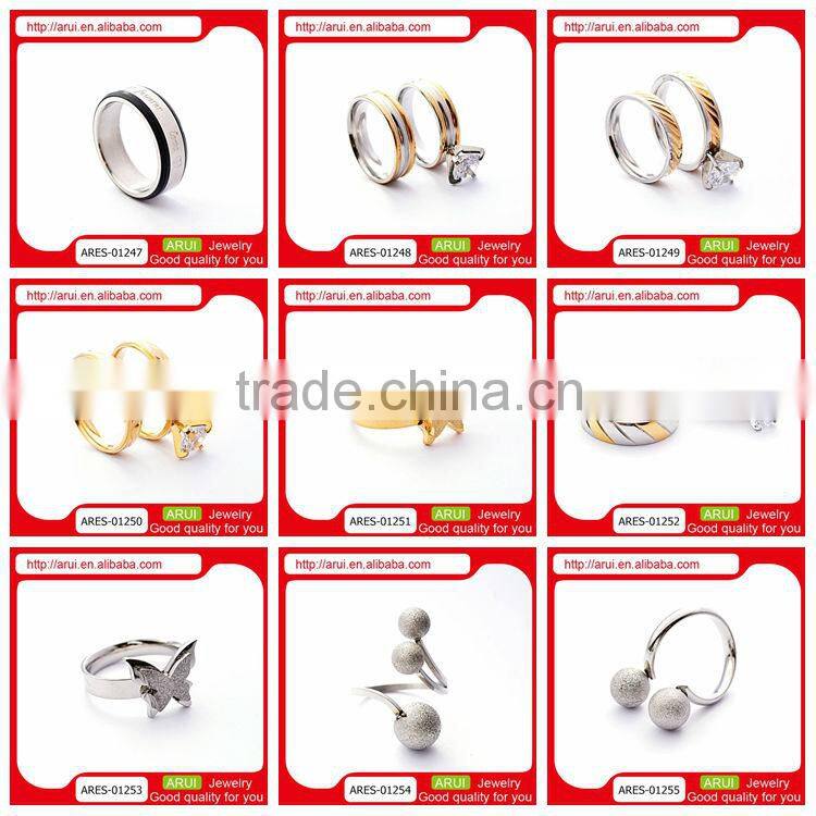 Top selling wholesale fashion jewelry dubai gold diamond couple rings