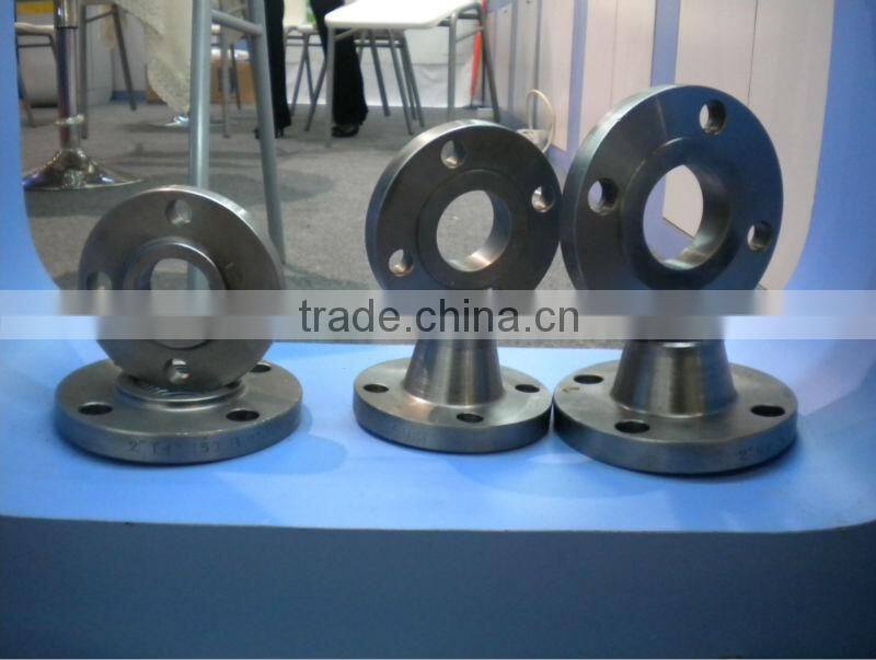 Black ANSI Standard Carbon Steel Flange