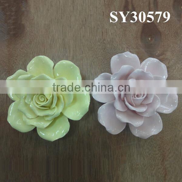 Souvenir handmake ceramic flower decoration
