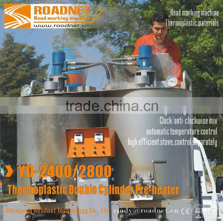 Twin tank thermoplastic kneader