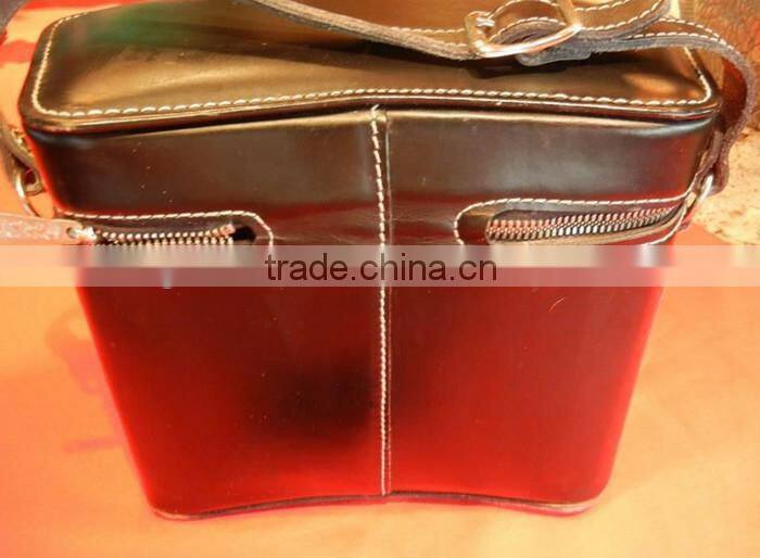 2015 Factory competitive price fashion leather Camera Bag in Dongguan