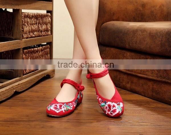Women Casual Shoes Chinese Tradition Style Floral Embroidered Ladies Cotton Walking Flats Oxford Sole No logos