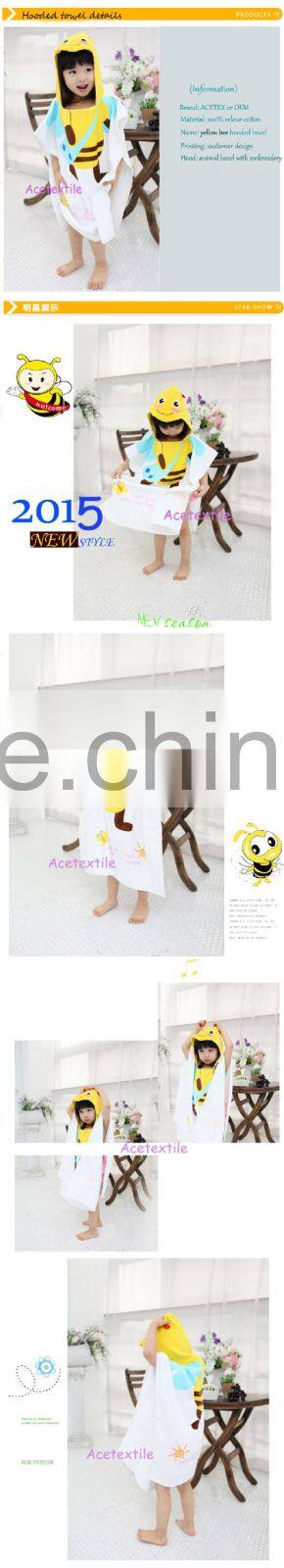 Lovely yellow Bee printed kids hooded beach towel velour printing animal bee kids poncho towel