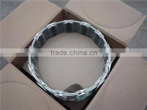 BTO-22 razor barbed wire