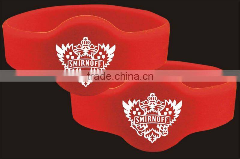 Customized waterproof 125KHz silicone wristband