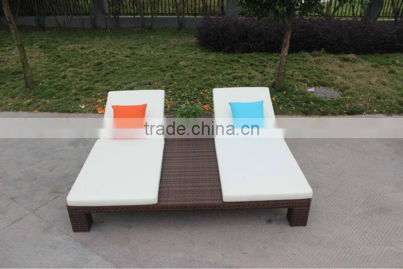 back yard furniture pool side wicker chaise lounge chair