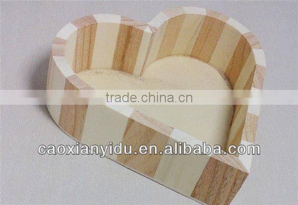 Decor Wooden Heart Shaped Jewelry Holder Wood Box Storge Box Mini Wooden box Small Box For Weding Key Box