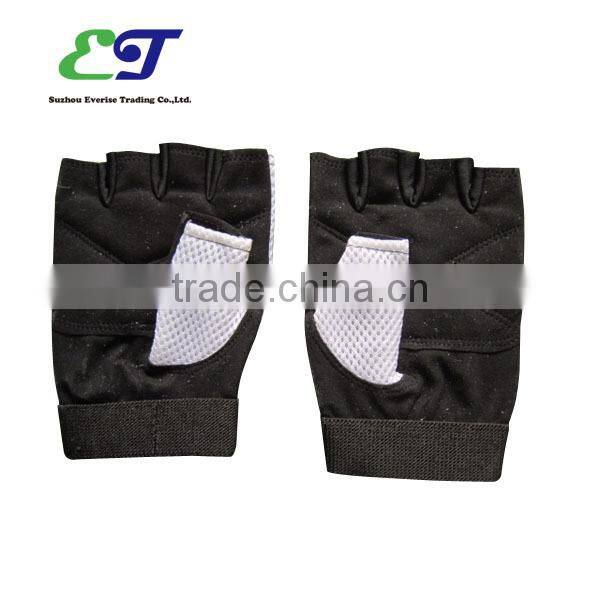 Sports gloves / Half Finger Fitness Gym Gloves