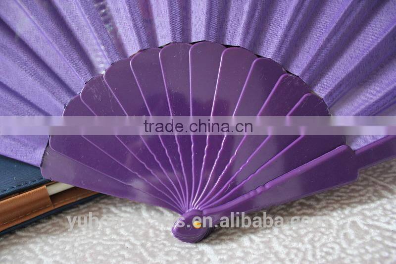 Wholesale plastic hand folding fan