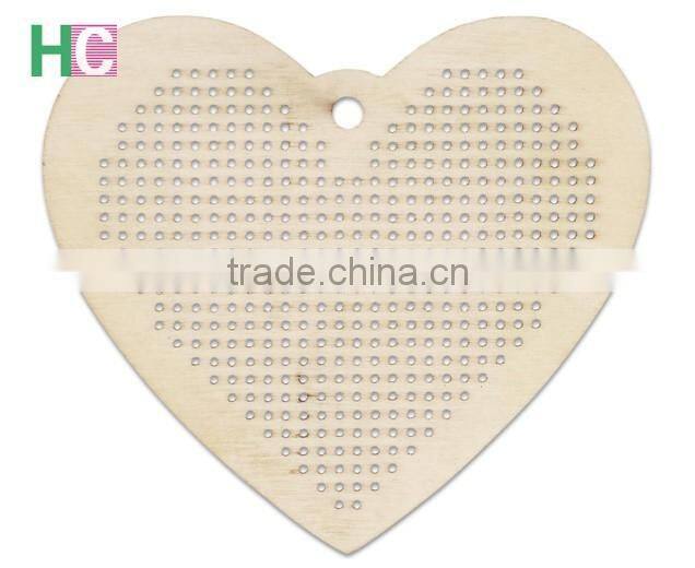 2017 new product wooden cross-stitch key chain for DIY