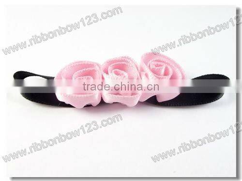 make satin ribbon flowers