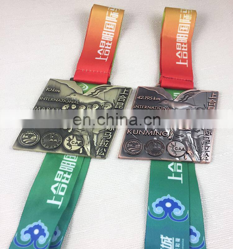 China custom ancient house anniversary medal for Beijing school