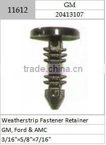 FENDER FLARE RETAINER W709002SAA