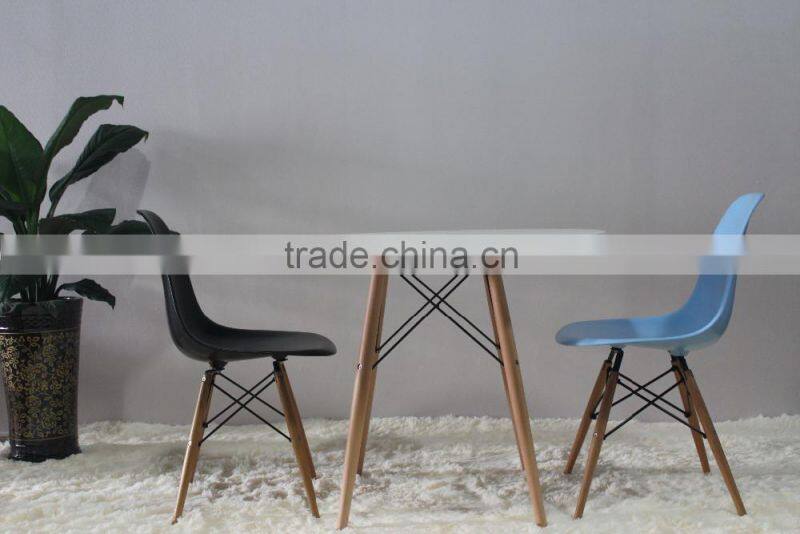 round eiffel table with MDF top by Charles for dining room