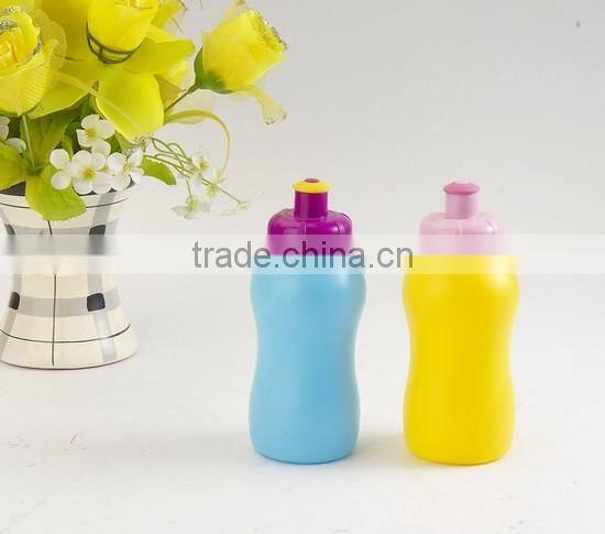 BPA free 350ml student use drinkware type plastic sports water bottle with dust-proof lid