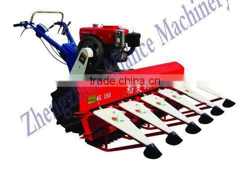 Efficient walking mini reaper for rice, wheat