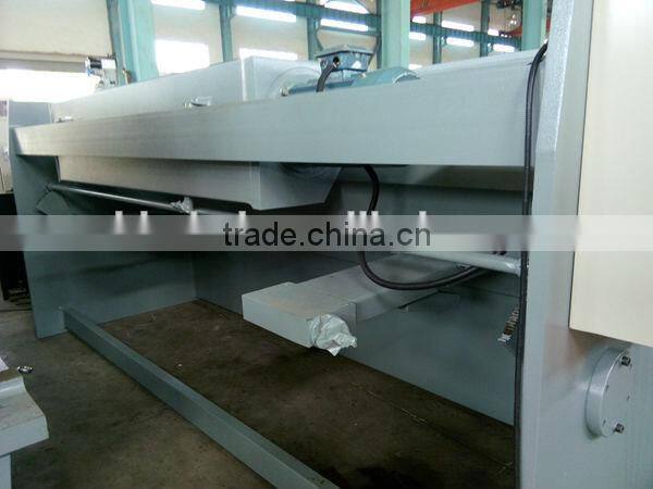 swing beam hydraulic shearing machine
