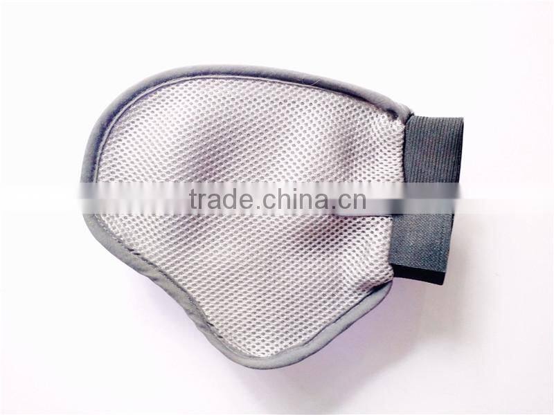 Fur Grooming Glove Fur Care Glove Dog Cat Brushing Maintenance Stroking