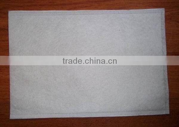 Disposable nonwoven gloves