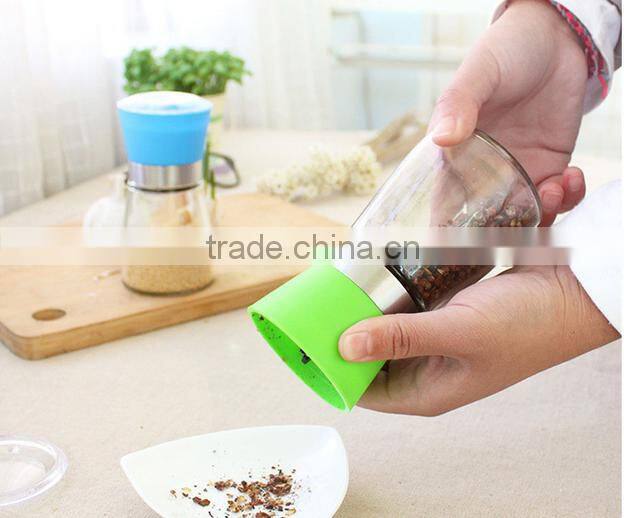Salt And Pepper MIll / Pepper Grind Mill / Manual Pepper Mill