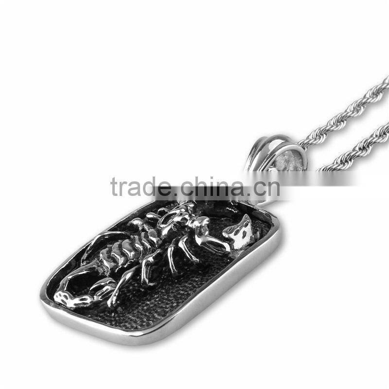 2015 hot selling popular fashion casting scorpion pendant