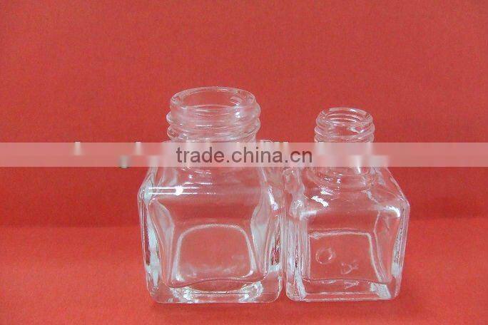 mini cubic glass bottle with cap for oil